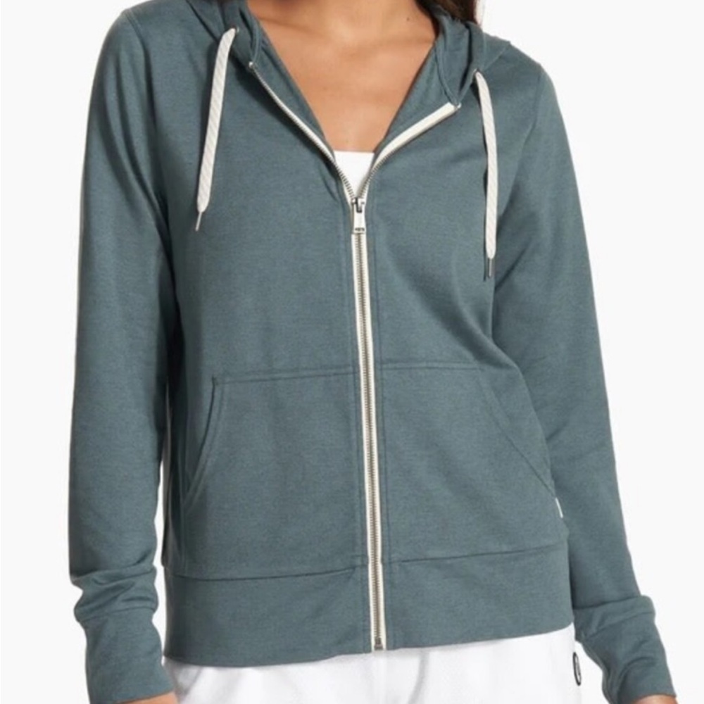 Brandy Melville Super soft hoodie BNWT